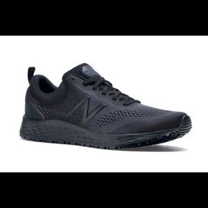 NWT New Balance Women’s Black Sneakers